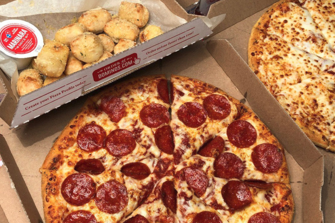 parcialidad Abrazadera Walter Cunningham Domino's US sales off to strong start in second quarter | 2020-04-24 |  Baking Business