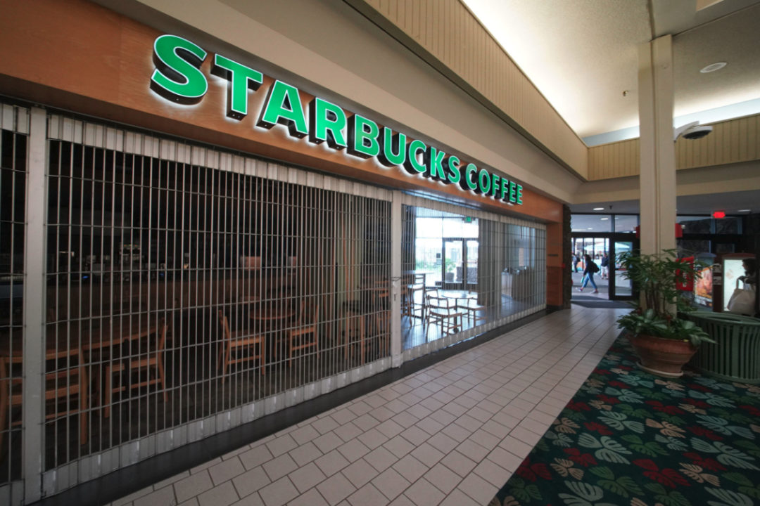 Starbucks in mall closed