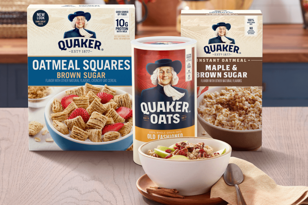 Quaker oats, cinnamon instant oatmeal and oatmeal squares