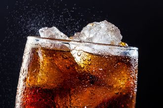 Cola drink, liquid sweetener