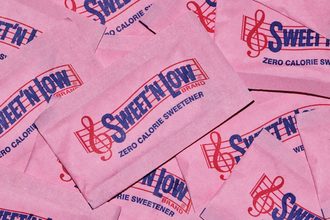 Sweet'N Low artificial sweetener