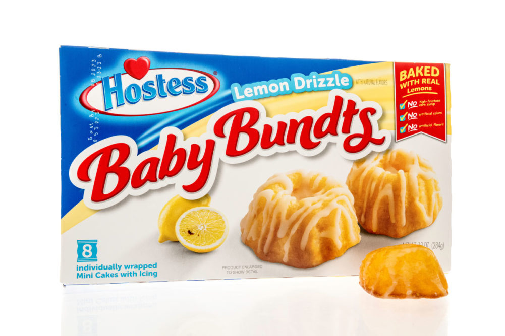 A box of lemon-flavored Hostess Baby Bundts. 